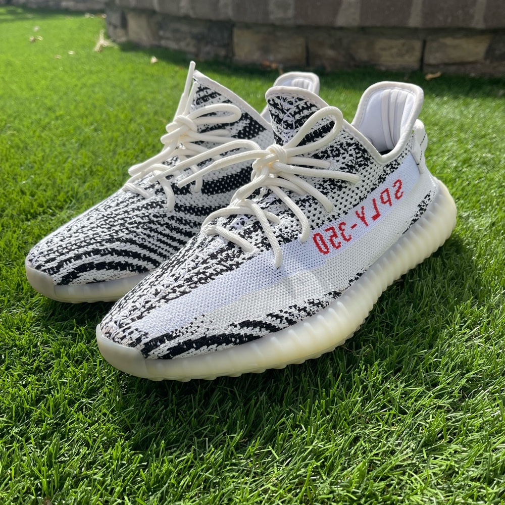 Yeezy 350 V2 Zebra